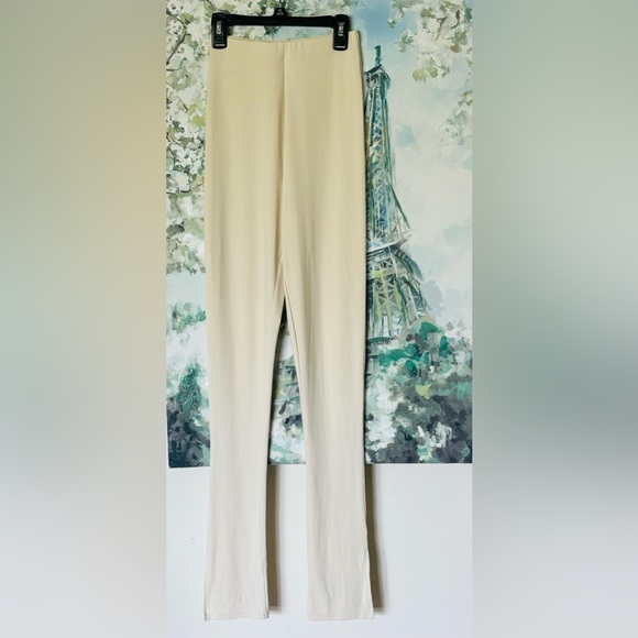 Meshki Michelle Side Slit legging in cream size XS - Picture 2 of 5